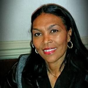 Meet your Posher, Myra